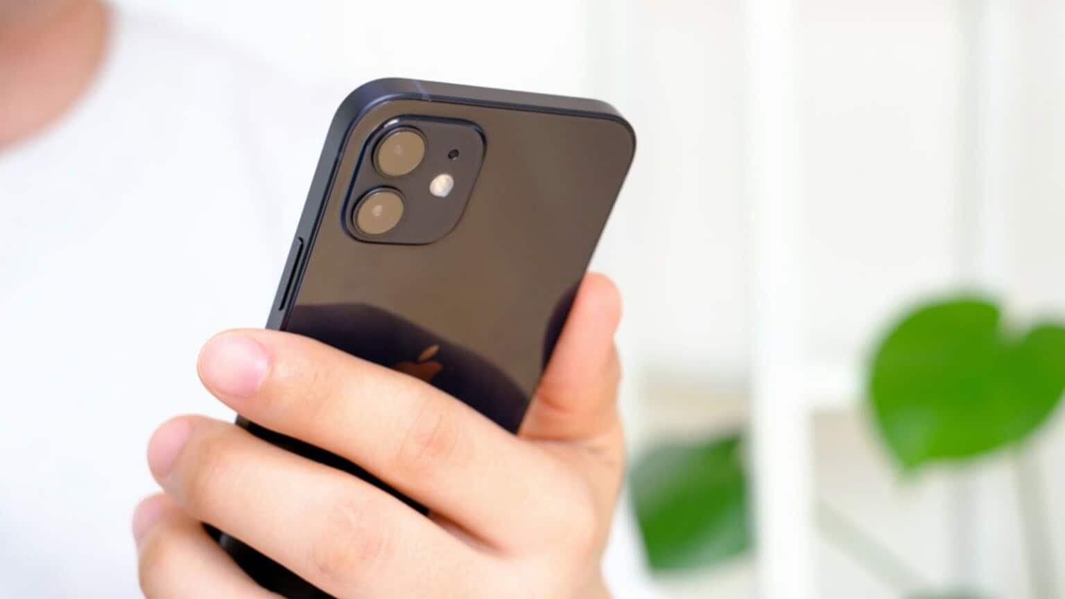 Radiazioni, iPhone 12 RITIRATO dal mercato in FRANCIA