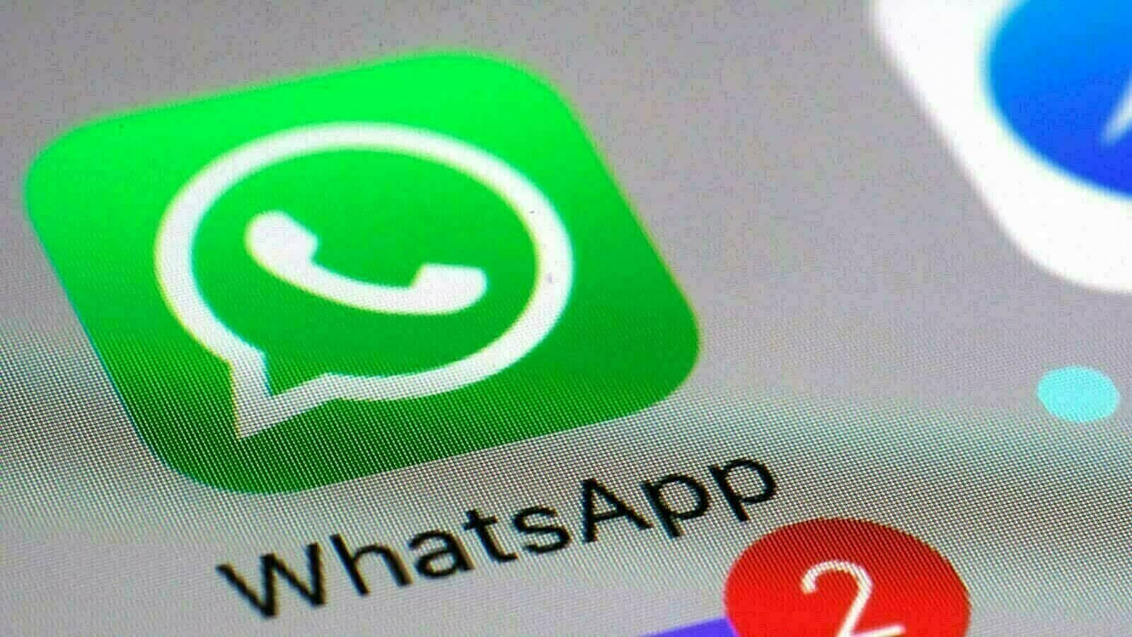 WhatsApp e la spunta blu