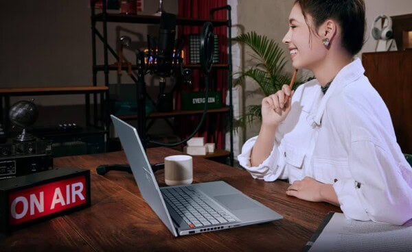 ASUS Vivobook Pro 16