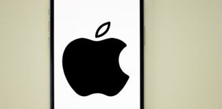 Apple iPhone 15 Ultra è in RITARDO a causa di SONY