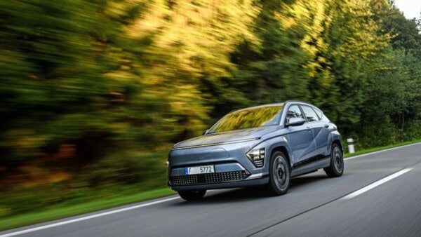 Nuova Hyundai Kona Electric è disponibile in Italia: prezzi ufficiali