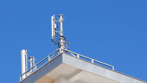 TIM, Vodafone, WindTre o Iliad: quale operatore ha la migliore copertura?