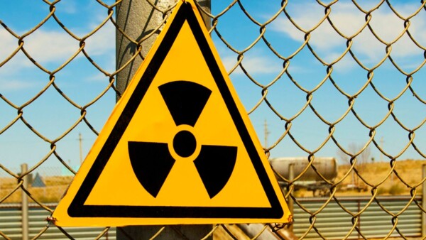 Radiazioni elettromagnetiche, ecco lo SMARTPHONE più PERICOLOSO in assoluto