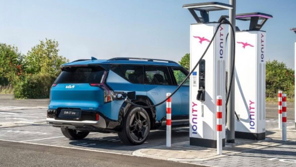 Kia pronta a lanciare in Europa la tecnologia Plug&Charge