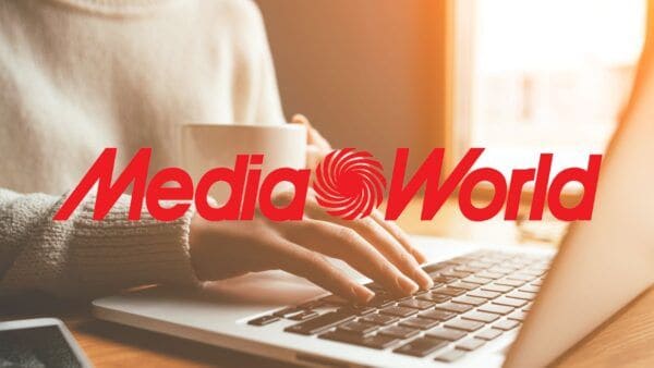 MediaWorld SPAVENTA Unieuro con gli smartphone in REGALO oggi