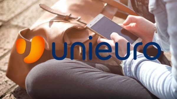 Unieuro è ASSURDA, oggi regala SMARTPHONE gratis con queste offerte