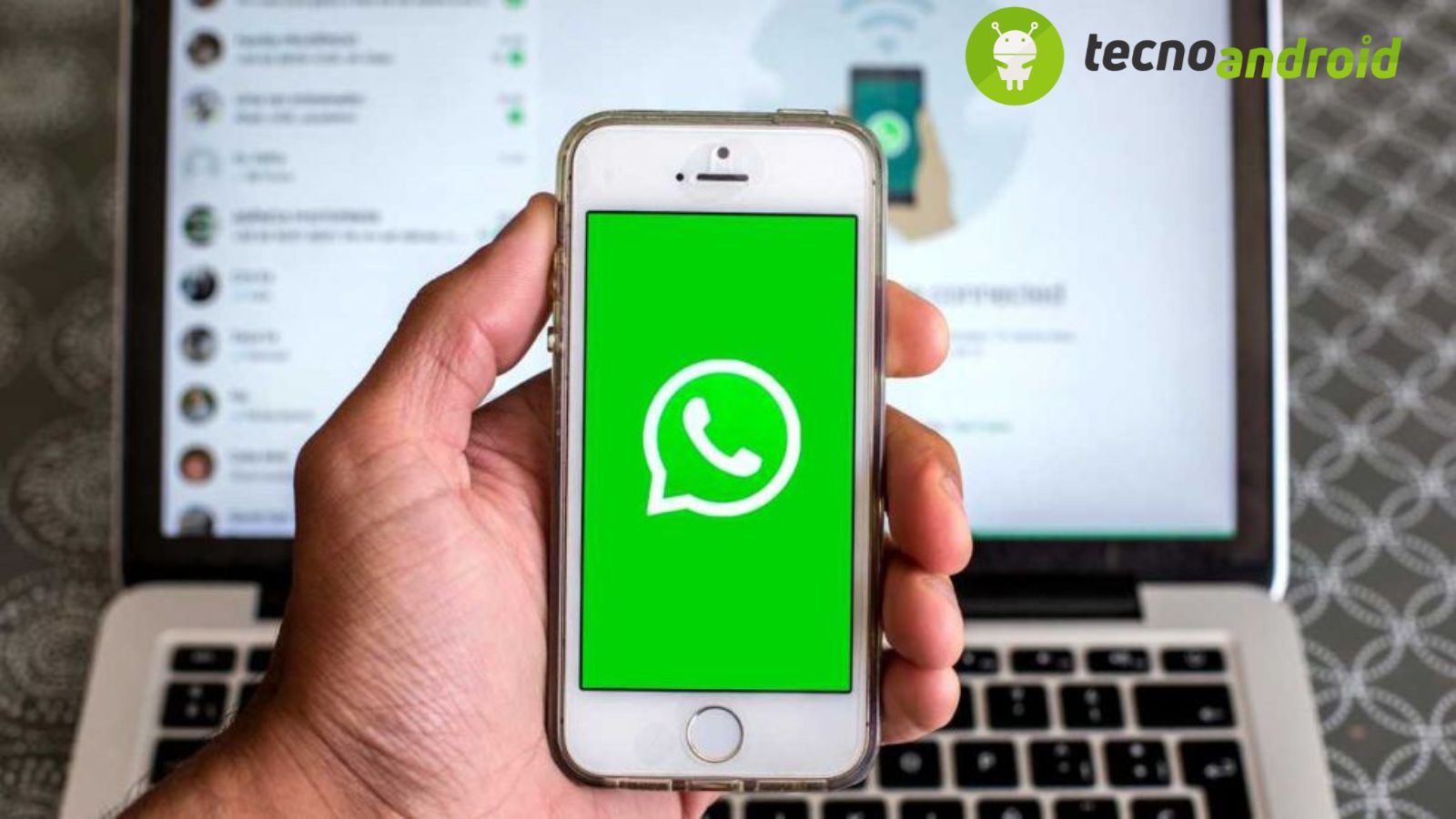 La decisione è ufficiale: le chat di WhatsApp stanno per cambiare per SEMPRE