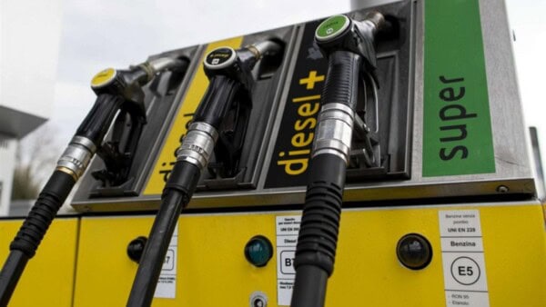 Benzina diesel carburante