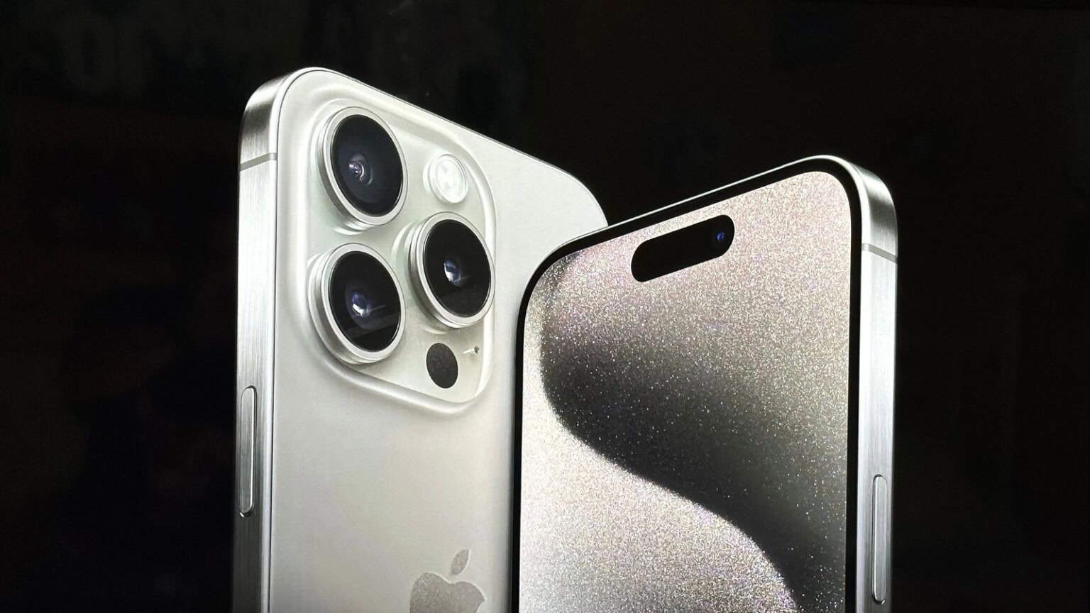 iPhone 15 Pro Max