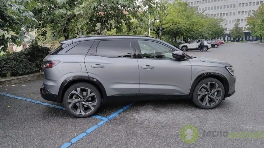 Renault Austral E-TECH Hybrid (4)