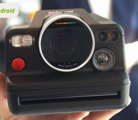 Polaroid nuova fotocamera istantanea