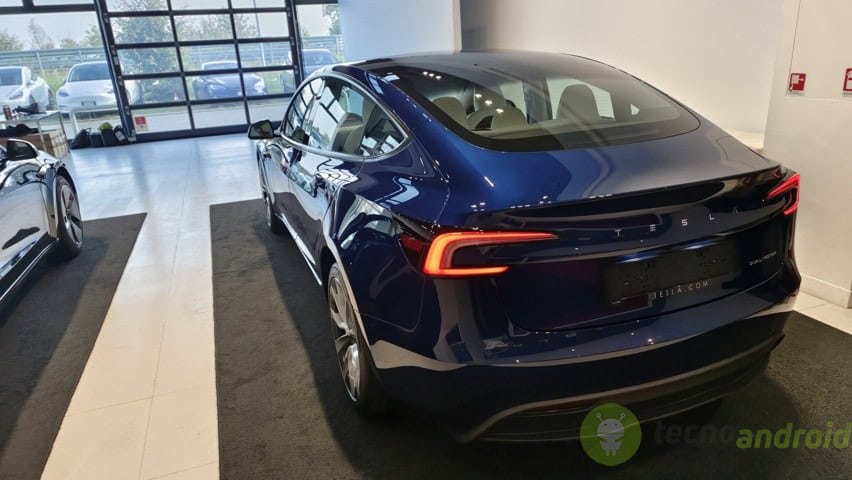 Tesla Model 3 aggiornata (8)