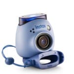 Fujifilm INSTAX Pal, la fotocamera digitale che sta nel palmo di una mano