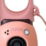 Fujifilm INSTAX Pal, la fotocamera digitale che sta nel palmo di una mano