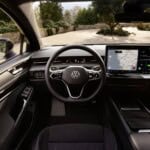 Volkswagen - immagine 10 interni auto elettrica
