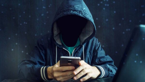 Truffa al TELEFONO del finto nipote, BECCATA la banda