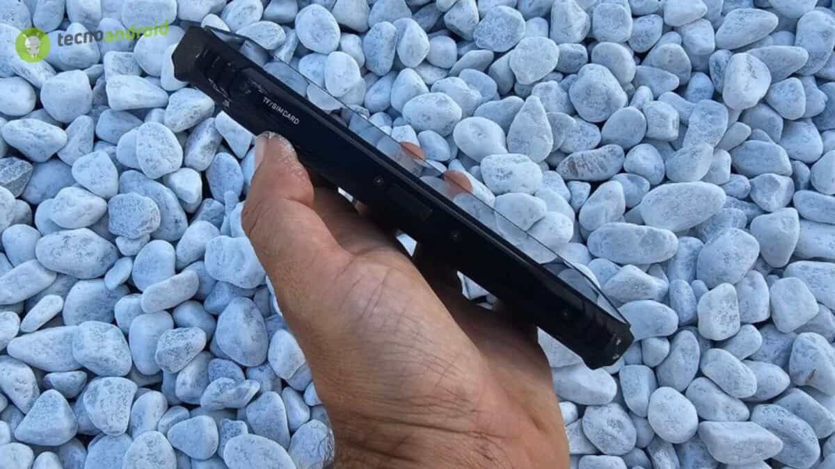 Rugged - design smartphone rugged dogee V31 GT