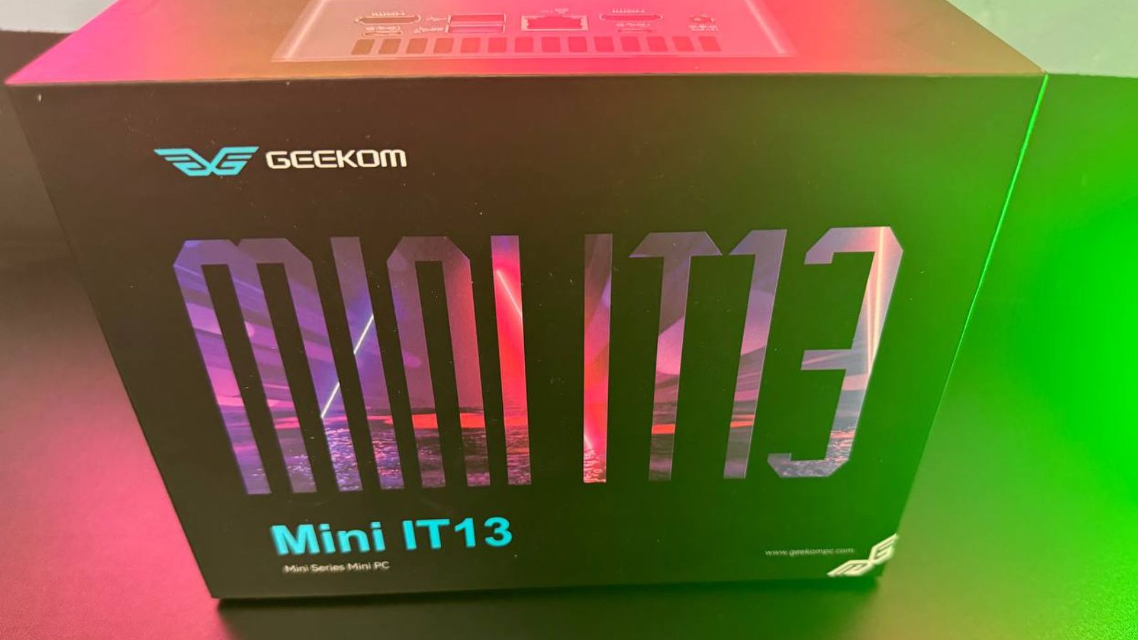 GEEKOM Mini IT 13
