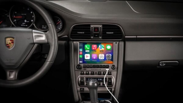 Grosso problema per Apple CarPlay, attenti al cavo USB-C