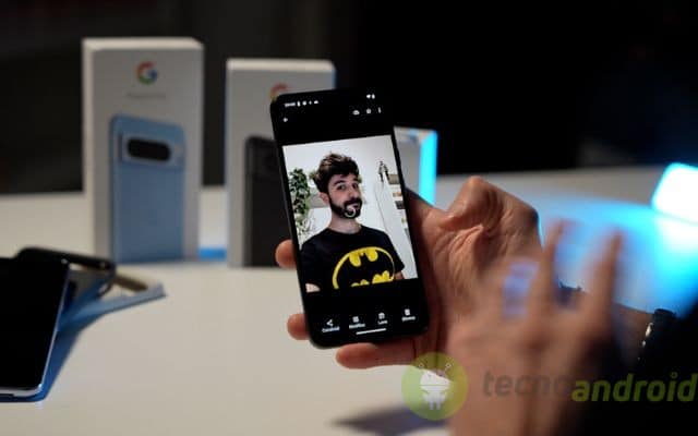 Google Pixel 8 e 8 Pro Google Pixel 8 e 8 Pro