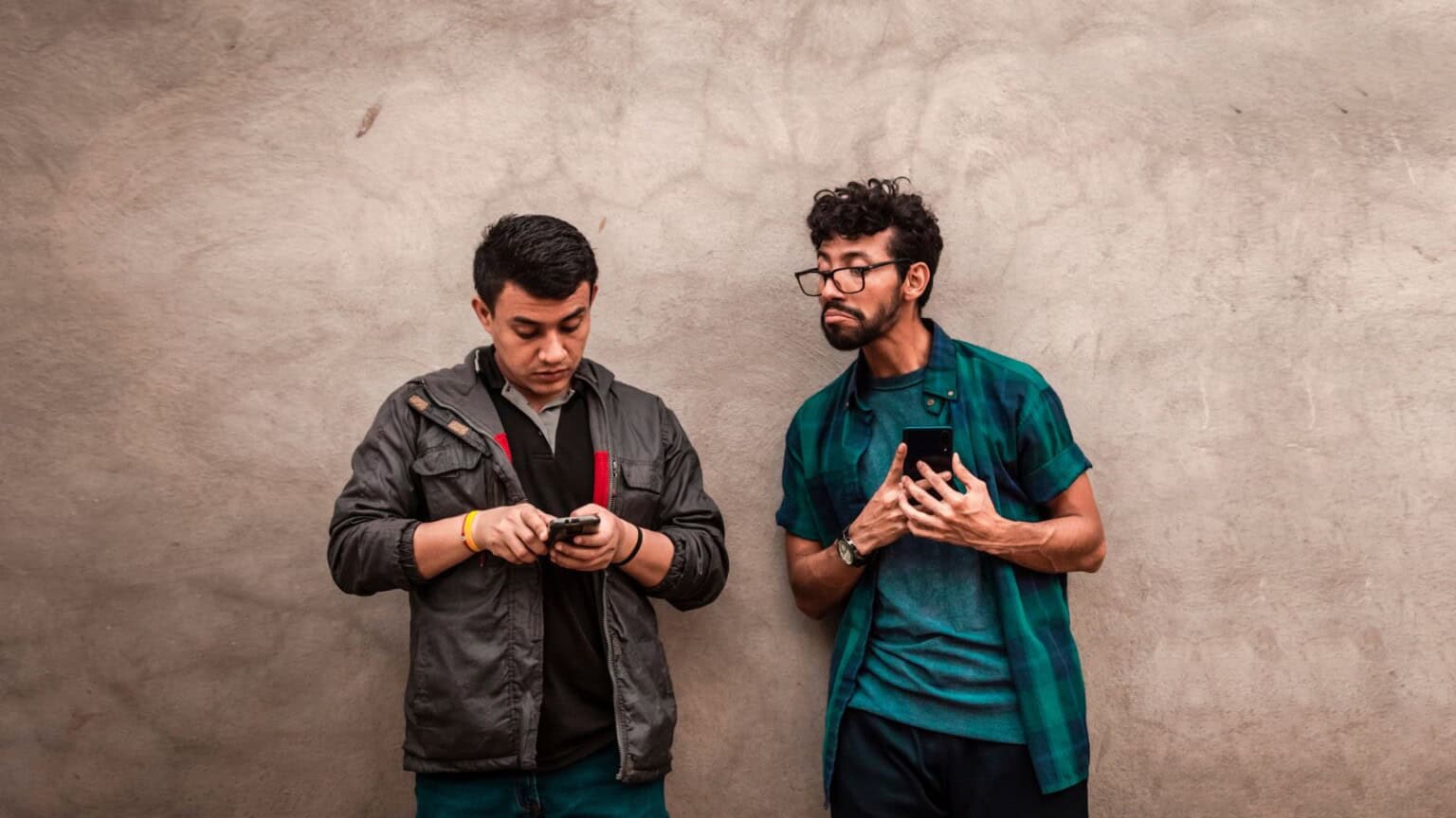 Smartphone intercettato, come capire se vi SPIANO