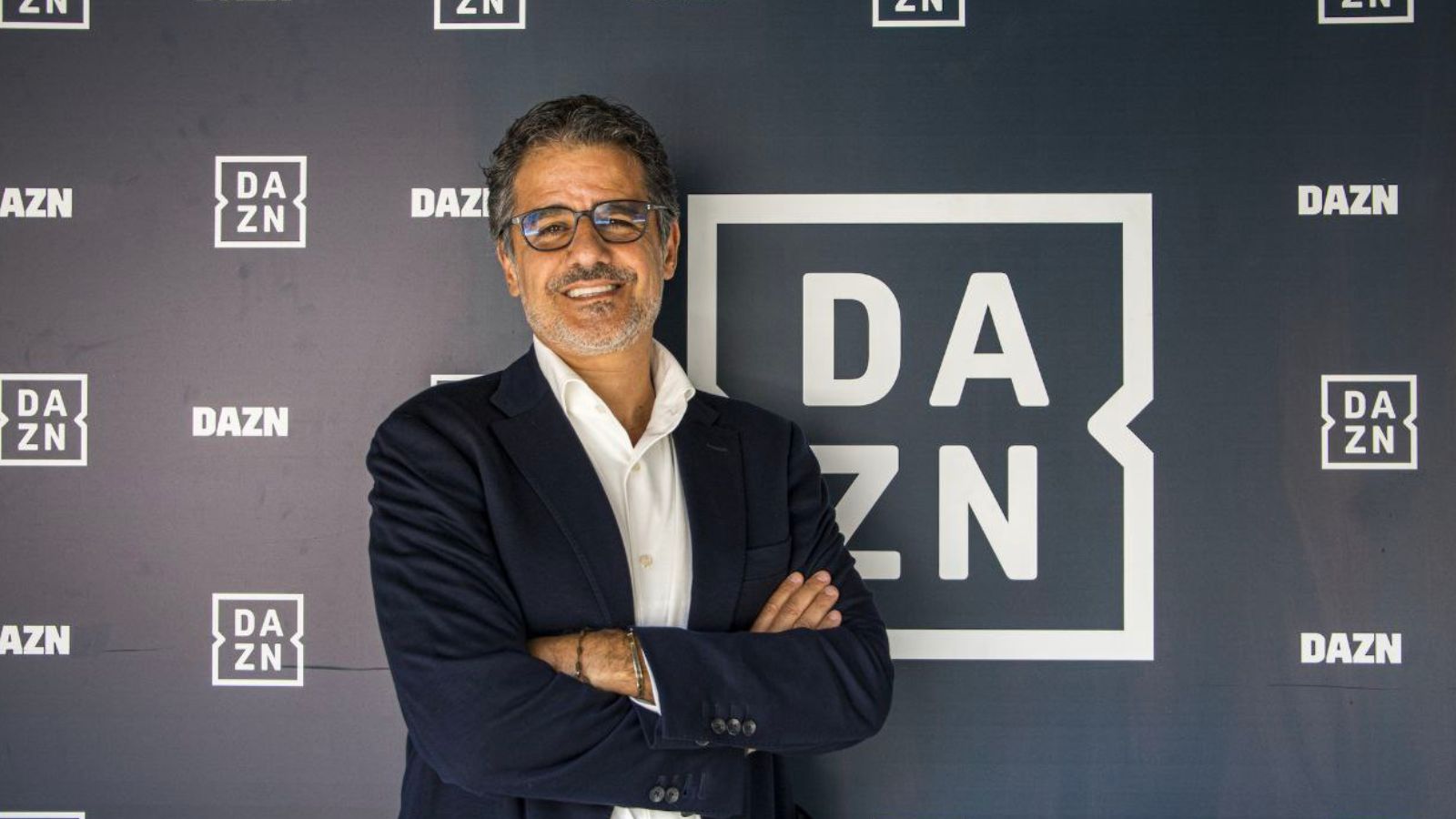Dazn e Sky si aggiudicano i diritti TV della Serie A di calcio fino al 2029
