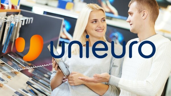 Unieuro è PAZZA, oggi offerte con SMARTPHONE in regalo GRATIS