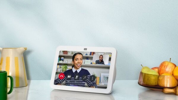 Amazon: il nuovo Echo Show 8 è acquistabile da oggi in Italia
