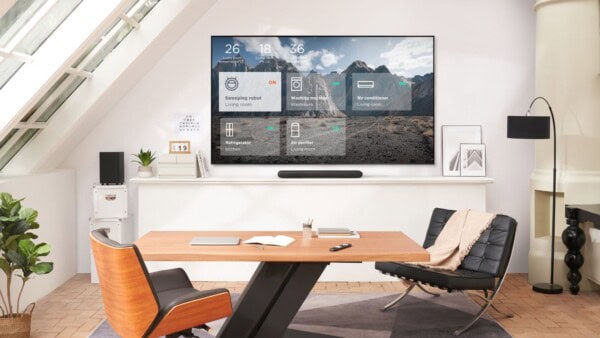 TCL lancia in Italia il televisore da 98 pollici ed un mini LED a prezzo super
