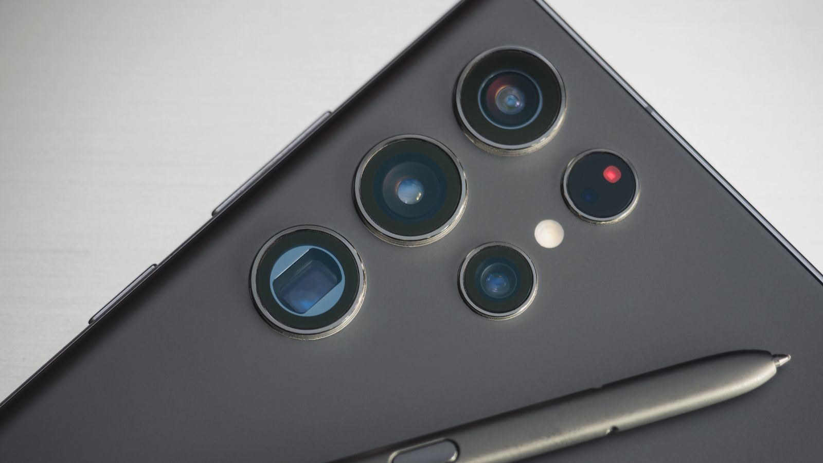 Samsung One UI 6.0 è ufficiale: ecco tutte le novità per i Samsung Galaxy S23