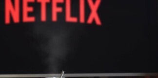 Netflix addio piano base senza pubblicità