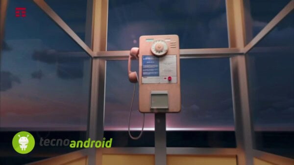 Tornano le cabine telefoniche di TIM: saranno digitali e attente alla sicurezza delle donne