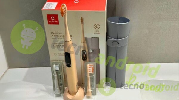 spazzolino elettrico Oclean X Pro con custodia