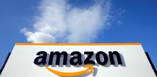 Amazon utilizza l'intelligenza artificiale per scovare le recensioni false