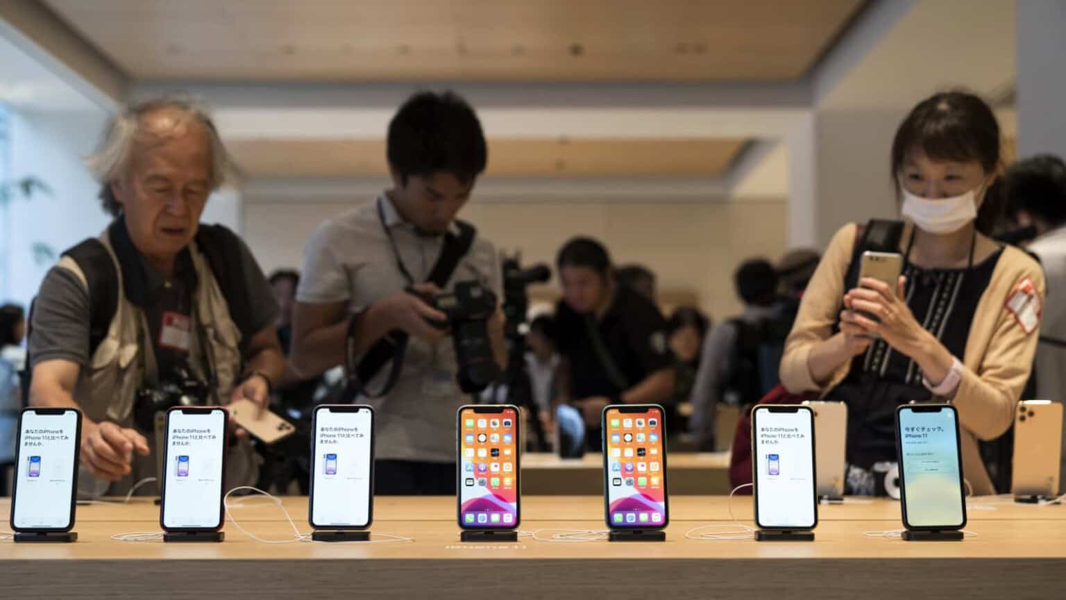 iPhone 14 e 13: schermi in crisi con iOS 16.1
