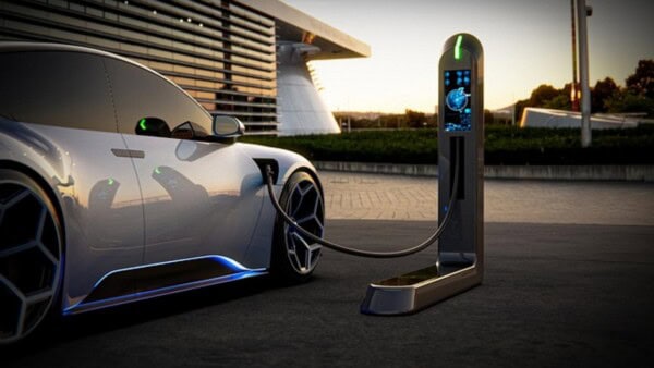 Italia e Svizzera hanno le stesse preoccupazioni sulle automobili elettriche