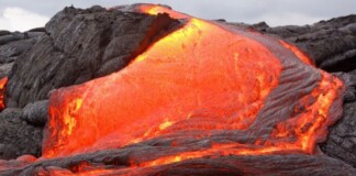Islanda, un TUNNEL di magma è sotto una città: scatta il pericolo