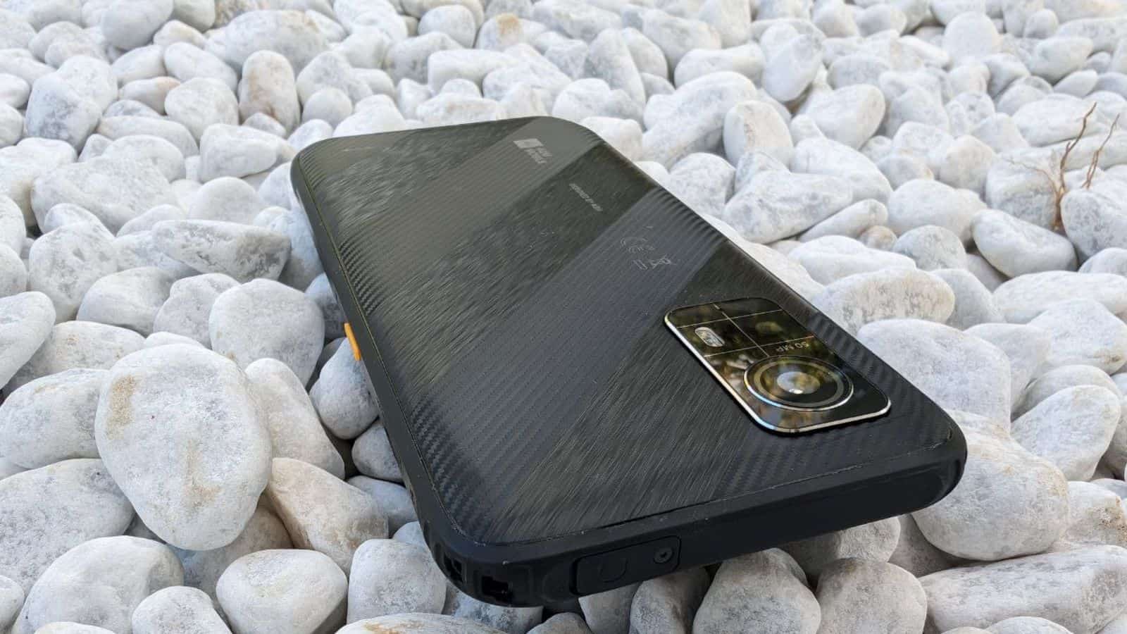 smartphone rugged
