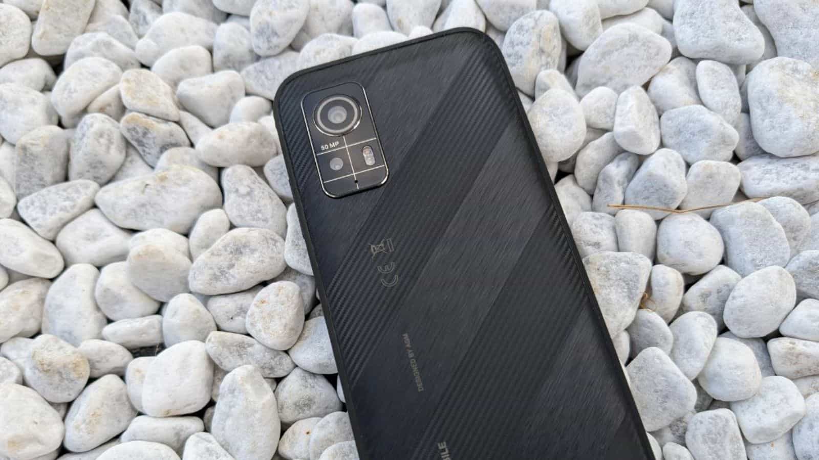 smartphone rugged