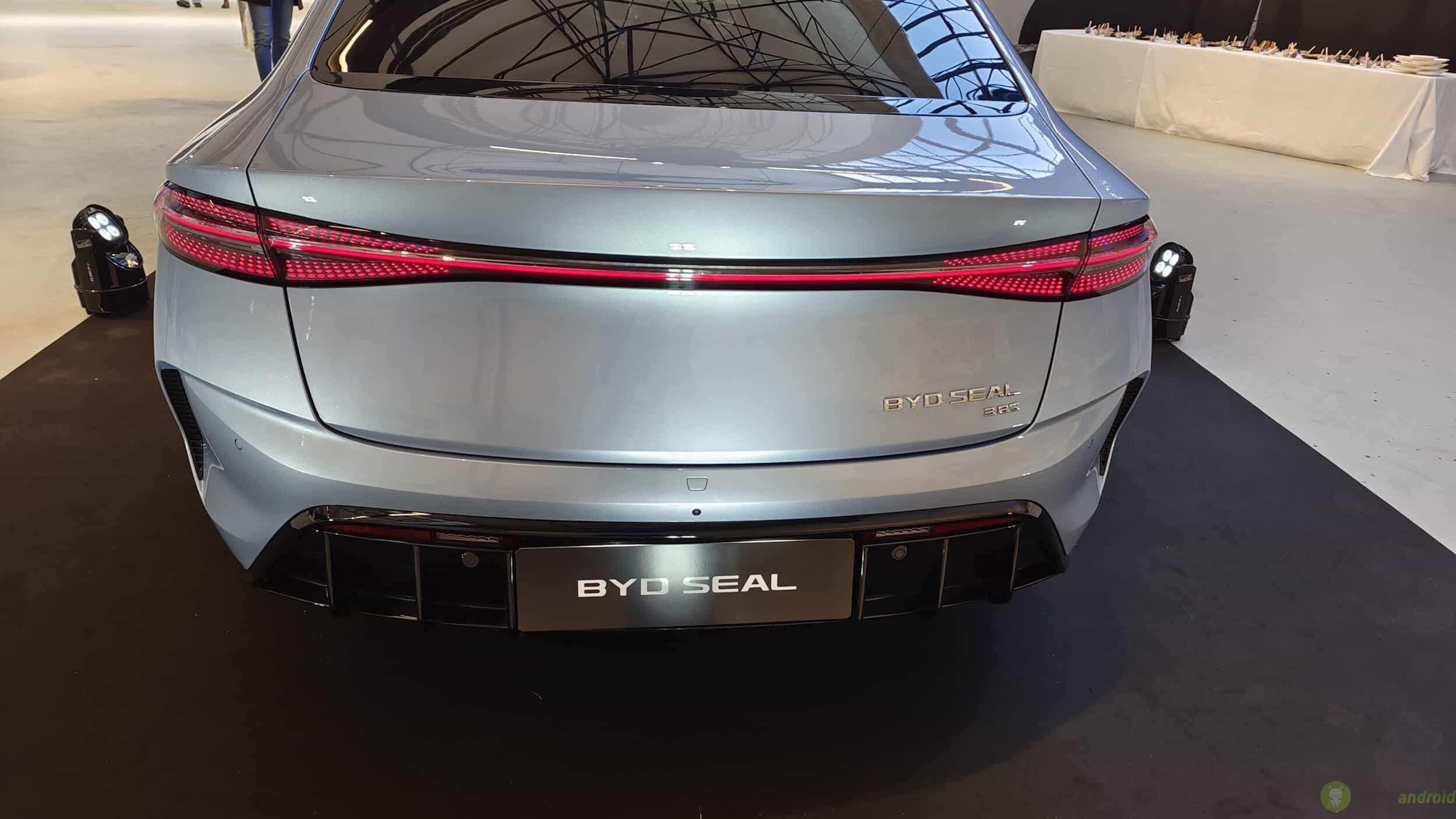 BYD Seal arriva in Italia: nuovi standard per l'elettrico del segmento D