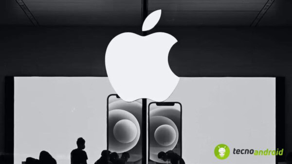 Apple accusata di aver nascosto difetti batterie iPhone