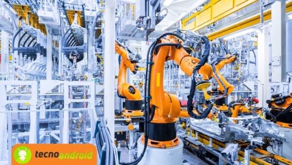 Fabbriche automatizzate IA e robotica OPPO
