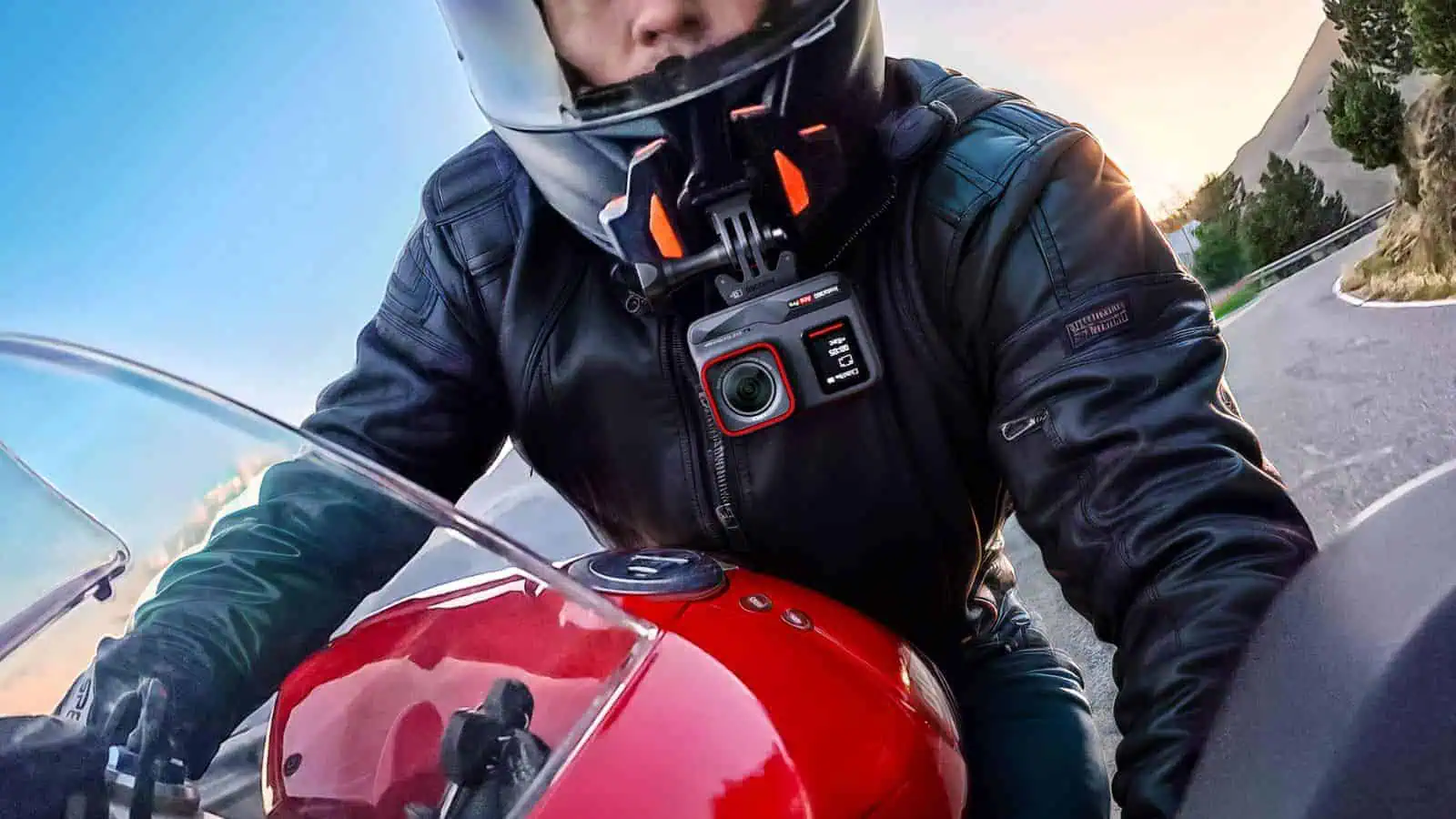 Insta360 lancia Ace e Ace Pro: la nuova action camera più smart
