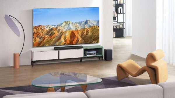 TCL: arrivano i nuovi televisori da 98 pollici in Italia