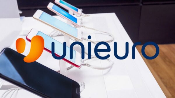 Unieuro FOLLE, oggi GRATIS i prezzi al 50% e smartphone in regalo