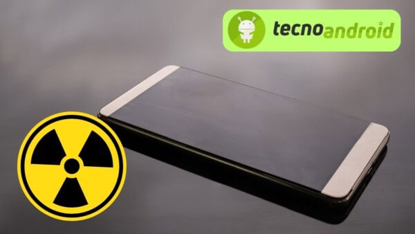 Attenzione: ecco i 20 smartphone che emettono più radiazioni