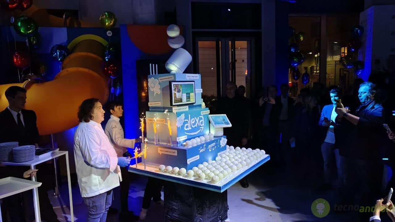 Amazon, nella Fun House una esperienza con la FIAT Topolino