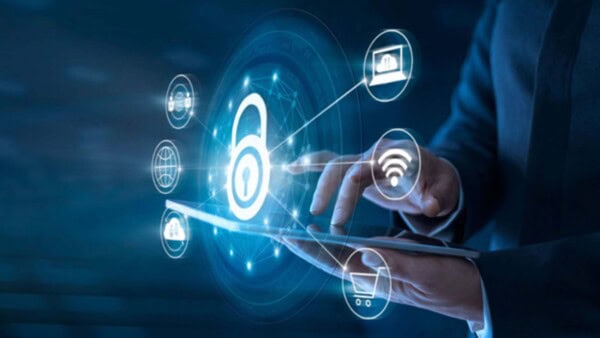 Il 4G è sotto attacco, e i dati sensibili sono in pericolo. Un allarme per la sicurezza digitale.