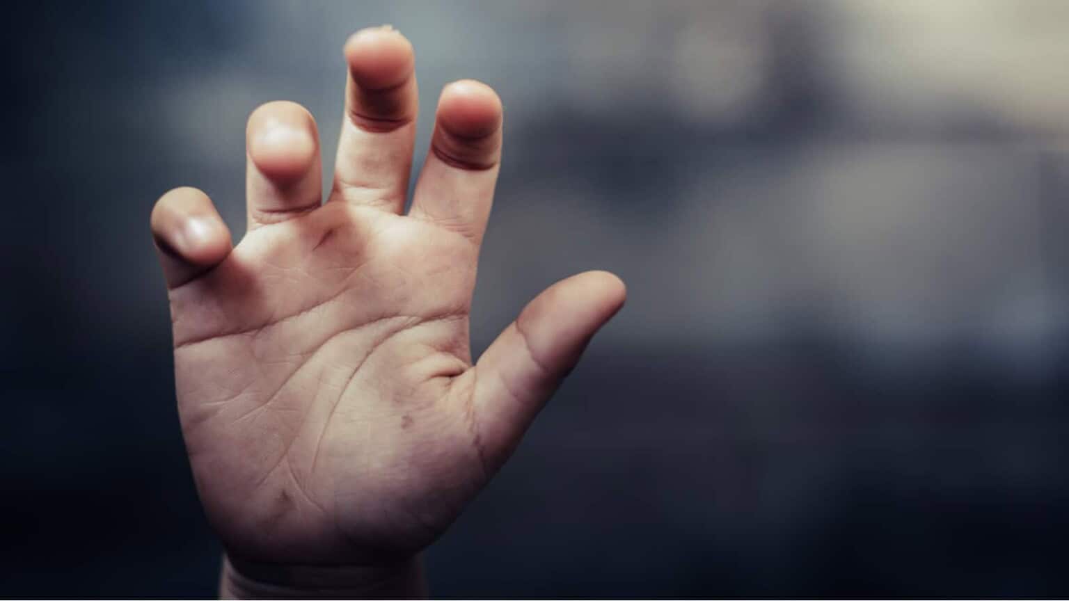 Rivelazioni scioccanti: immagini di abusi su minori nell'addestramento delle AI