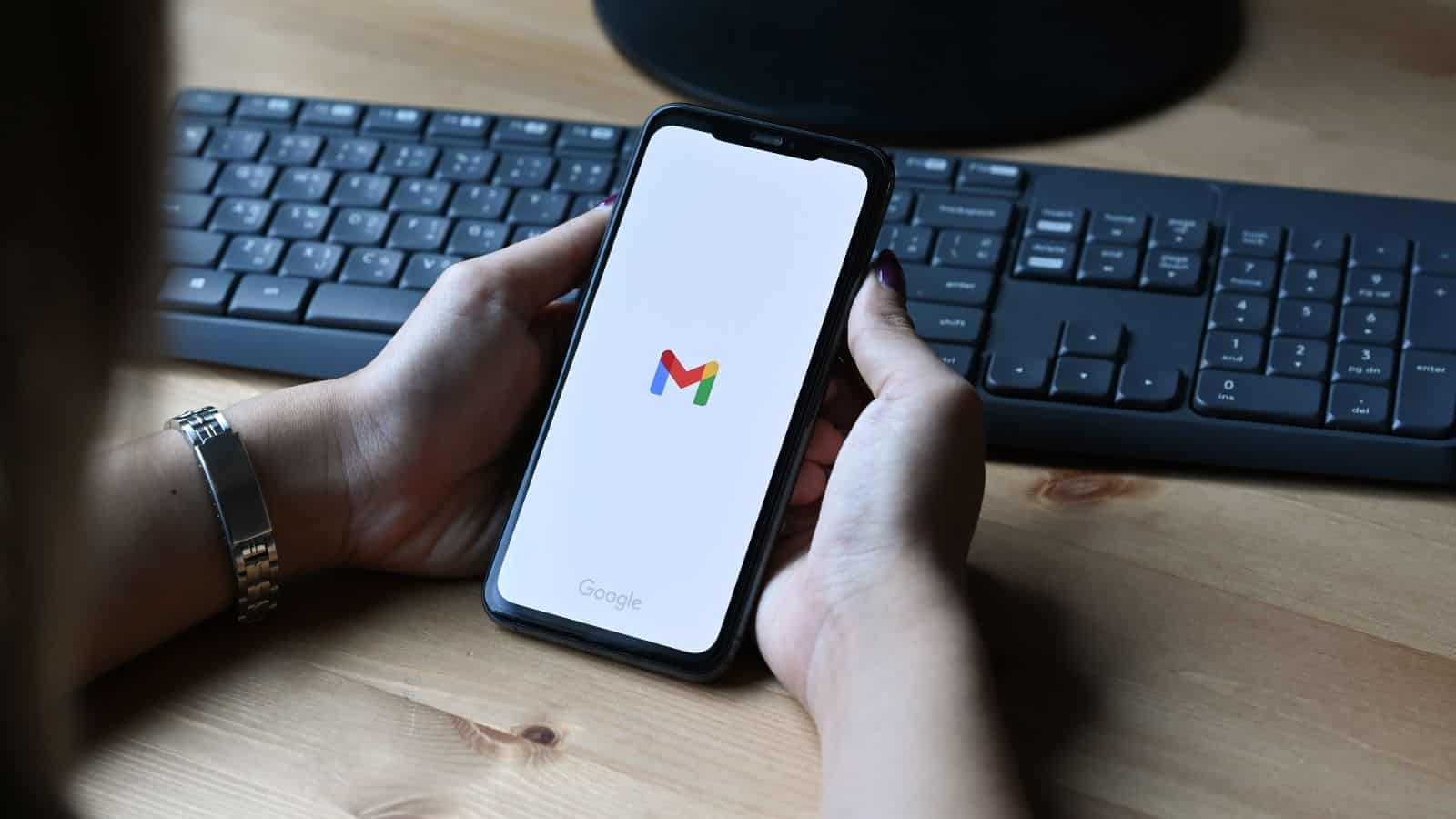 Google combatte lo spam con un nuovo strumento gli iscritti a Gmail